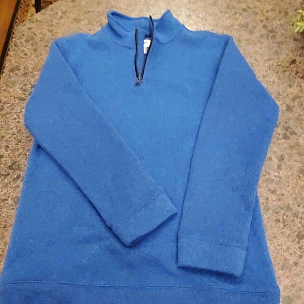 Old navy sweater
